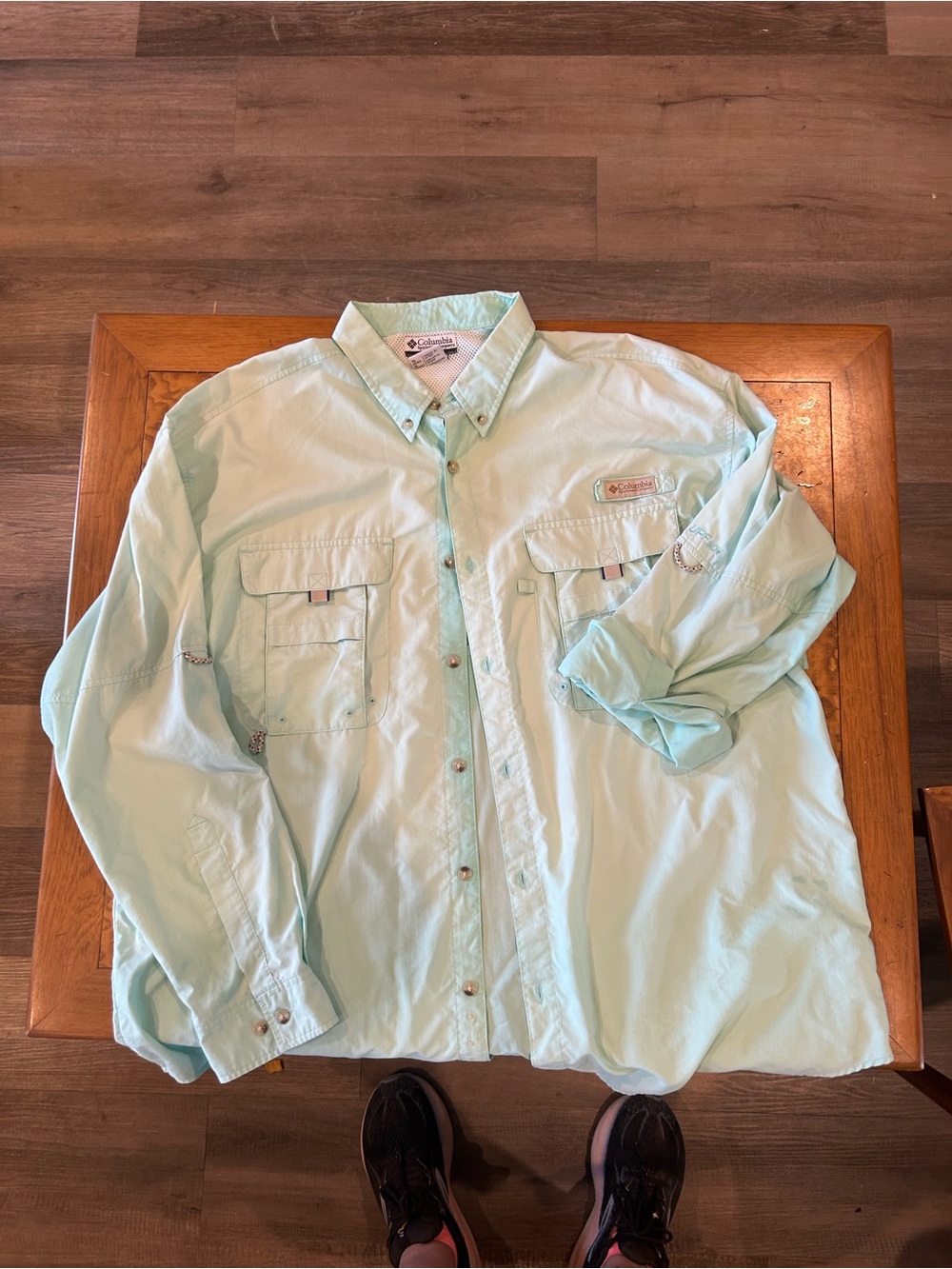 Columbia Men's Mint Green Long-Sleeve Button-Down Shirt